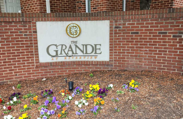 The Grande in Conshohocken condo available for rent $1,950/ month photos photos