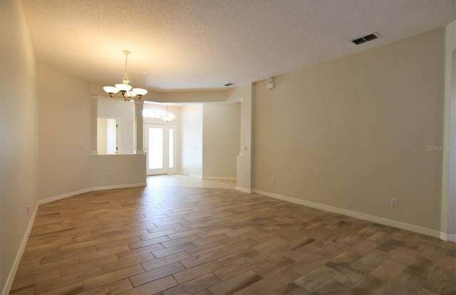 8535 LAKE WINDHAM AVENUE Gallery 3