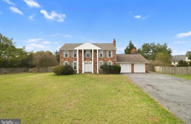 14301 PERRYWOOD Drive photos photos