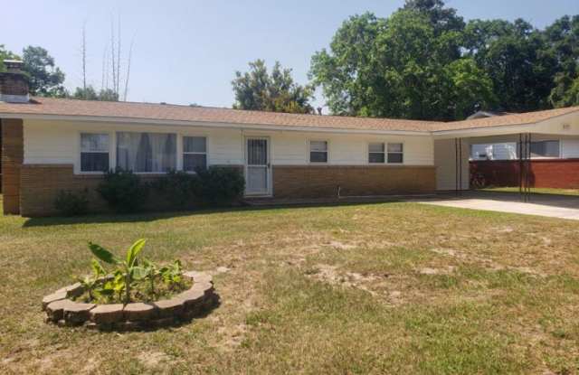 157 Oakmont Pl - 157 Oakmont Place, Biloxi, MS 39531