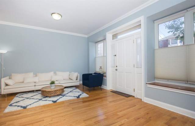 139 MORRIS ST Gallery 2