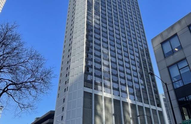 2 E Oak Street - 2 East Oak Street, Chicago, IL 60611 2 E Oak Street - 2 East Oak Street, Chicago, IL 60611