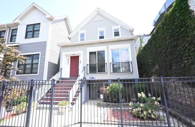 4407 North Damen Avenue - Garage photos photos