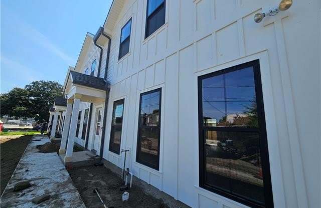 2921 LAKE VILLA Drive Gallery 1