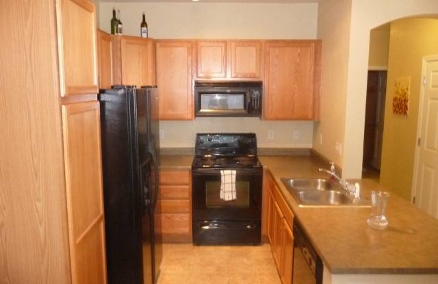 9552 Pearl Circle #102 Gallery 4