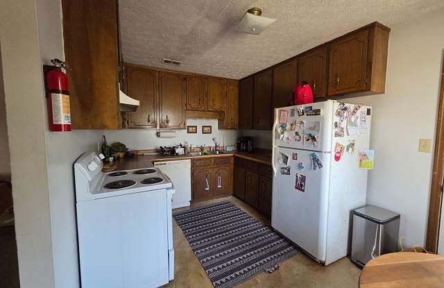 2 bed 1 bath duplex on Barber St. photos photos 2 bed 1 bath duplex on Barber St. photos photos