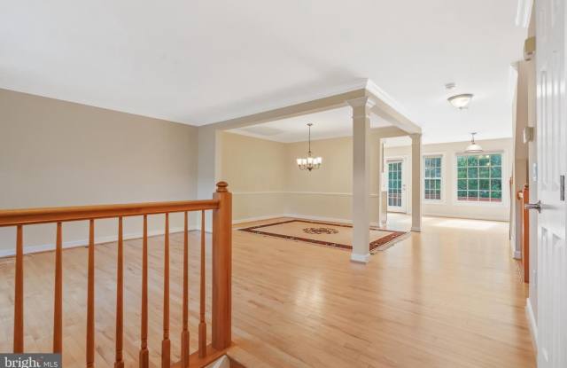 12716 DOGWOOD HILLS LN Gallery 3