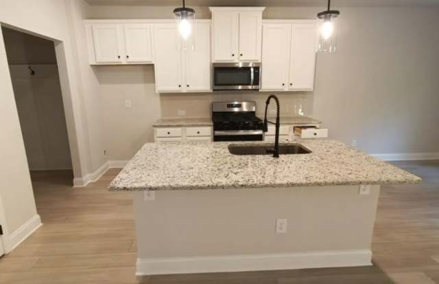 185 Station Overlook Drive Gallery 4
