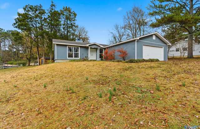 4904 Middleton Lane NW - 4904 Middleton Lane Northwest, Huntsville, AL 35816 4904 Middleton Lane NW - 4904 Middleton Lane Northwest, Huntsville, AL 35816