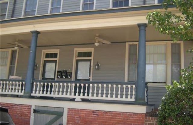 403 Dinwiddie Street - 403 Dinwiddie Street, Portsmouth, VA 23704