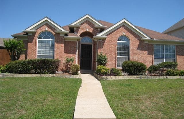 4801 Holly Berry Drive - 4801 Hollyberry Drive, Plano, TX 75093