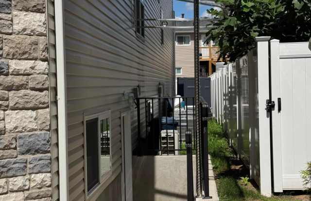 135 Sommer Avenue photos photos