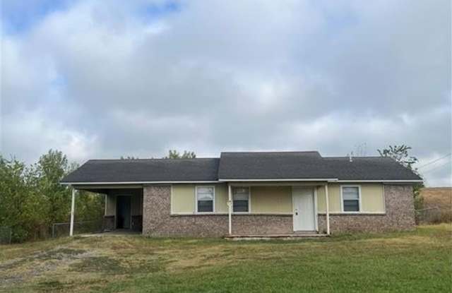 15682 Todd LN Gallery 1