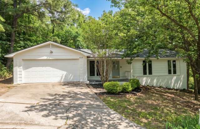 Freshly Updated 3 Bedroom House photos photos