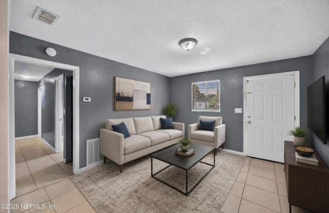 6745 JACK HORNER Lane Gallery 2