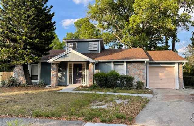 620 LOCUST COURT - 620 Locust Court, Winter Springs, FL 32708