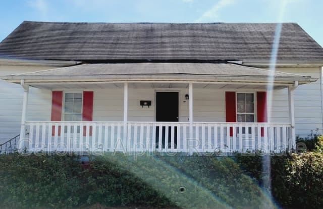 309 Gardner St - 309 Gardner Street, Shelby, NC 28150