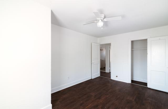 5112 Avenue H - 1 Gallery 3