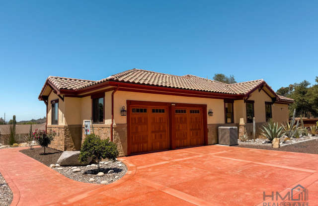 Homes Management - Beautiful Home for Rent in Valley Center photos photos