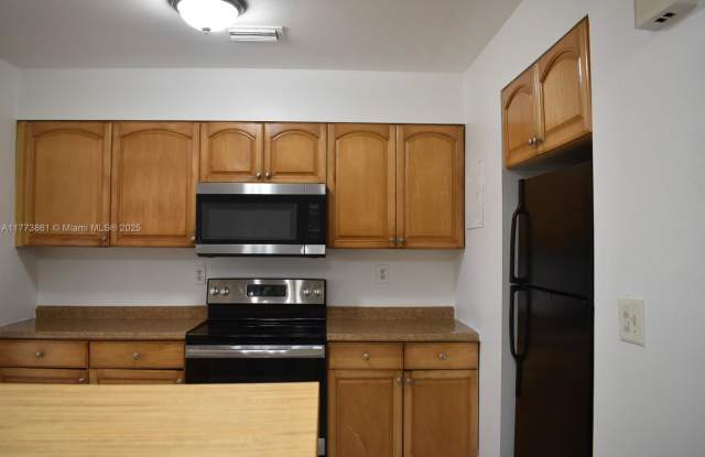 9150 Northwest 38th Drive photos photos