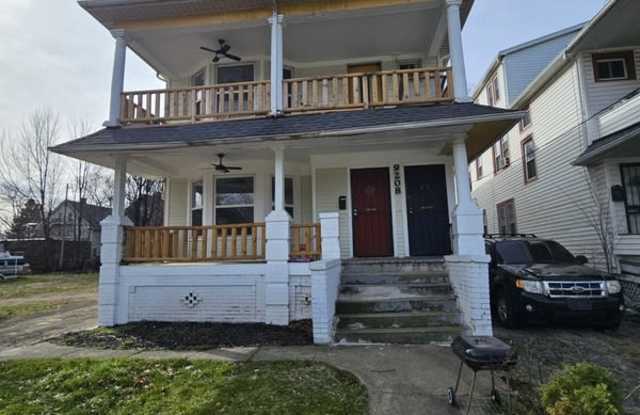 9208 Pierpont Avenue - Downstairs photos photos