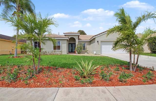 19920 Cutler Ct photos photos