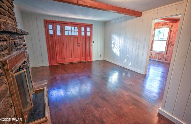 424 Sunset Forest Drive Gallery 4