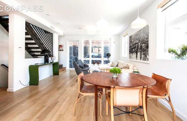 62 Powers Street - 62 Powers St, Brooklyn, NY 11211