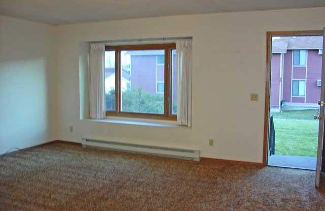 334 Aristocrat Dr Gallery 3