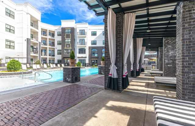 The Ivy Apartment Homes Gallery 3