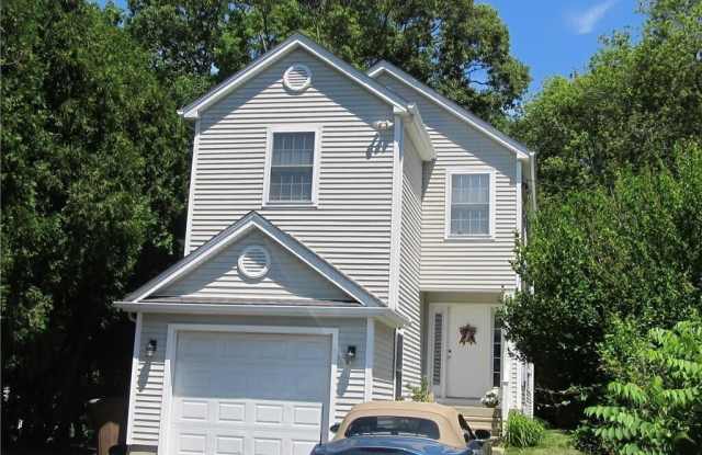 7 Park Court - 7 Park Court, New London County, CT 06357