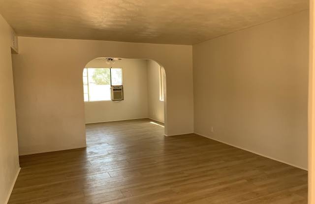 2301 East 18th Street Gallery 3