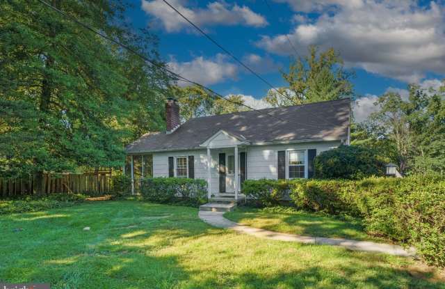 11237 GREENSPRING AVENUE photos photos