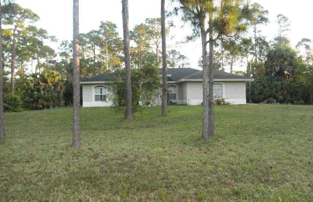 One Acre Ranch Home photos photos