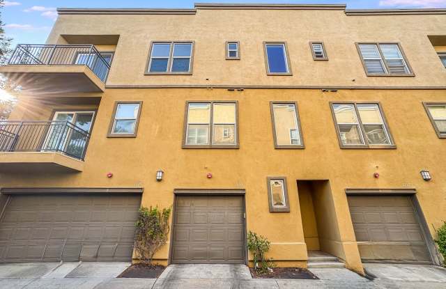 Beautiful 3 Bd/2Ba Spacious Home in Fullerton w/AC and Ample Community Amenities! - 1109 Armstrong Drive, Fullerton, CA 92833