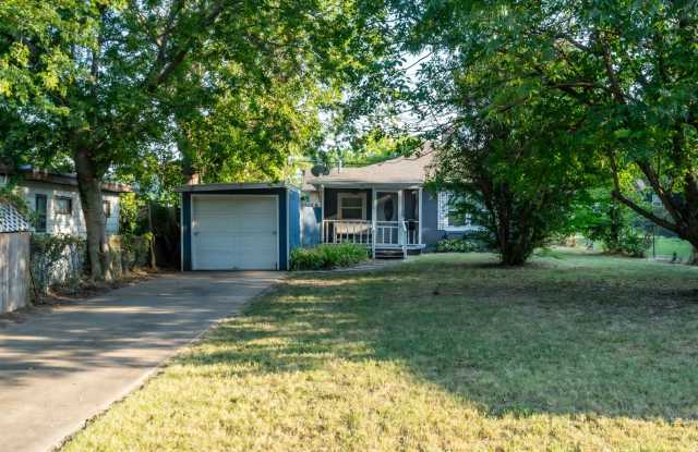 2 Bed / 1 Bath Near TU! - 3518 East 3rd Street, Tulsa, OK 74112