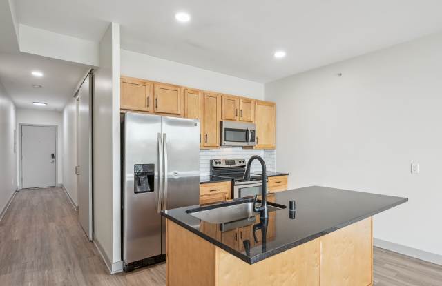 Waterside at RiverPark Place photos photos
