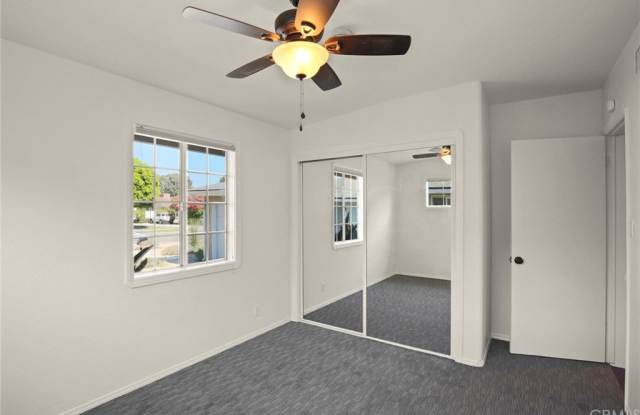 1100 W Hill Avenue Gallery 3