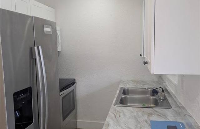 2209 NW 6th St photos photos