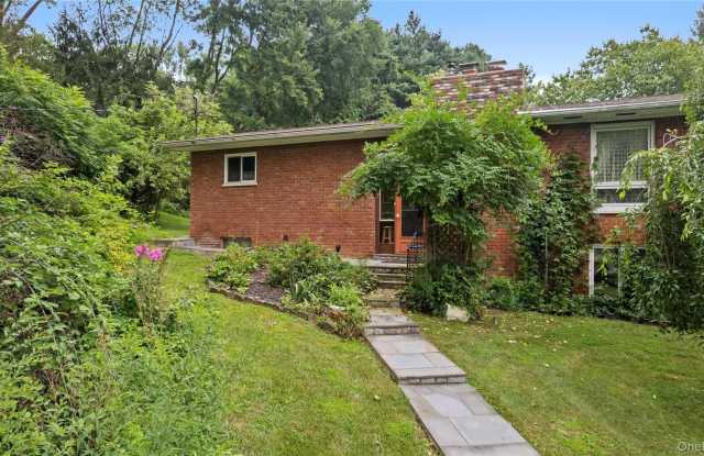 210 Augusta Drive photos photos