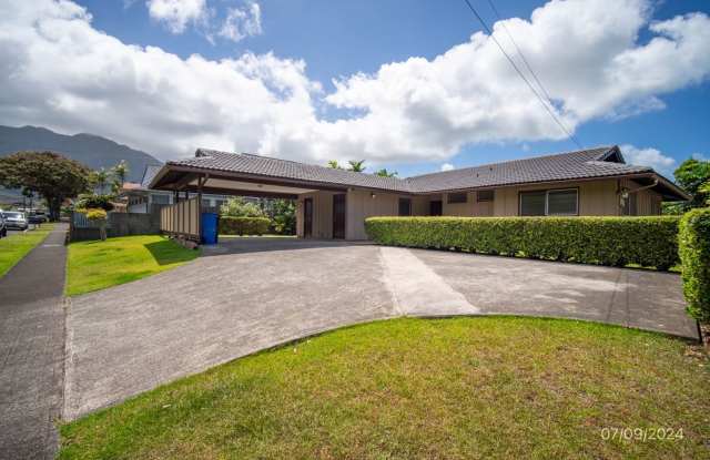 3BR/2BA Alii Shores Single-Family Residence Landscaping Included (Kaneohe) photos photos