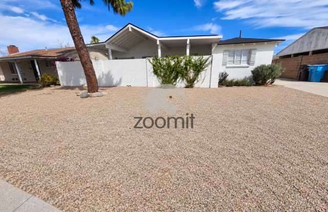 BEAUTIFULLY UPDATED 3-BEDROOM HOME IN PHOENIX – FRESH PAINT & UPDATED KITCHEN! Gallery 1