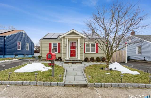 680 Queen Street - 680 Queen Street, Bridgeport, CT 06606