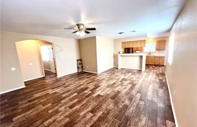 848 Roadrunner Drive Gallery 2