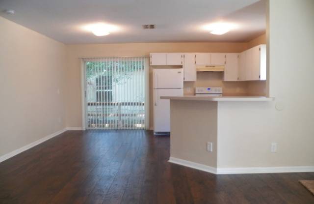 3708 North Garrison Street Gallery 3