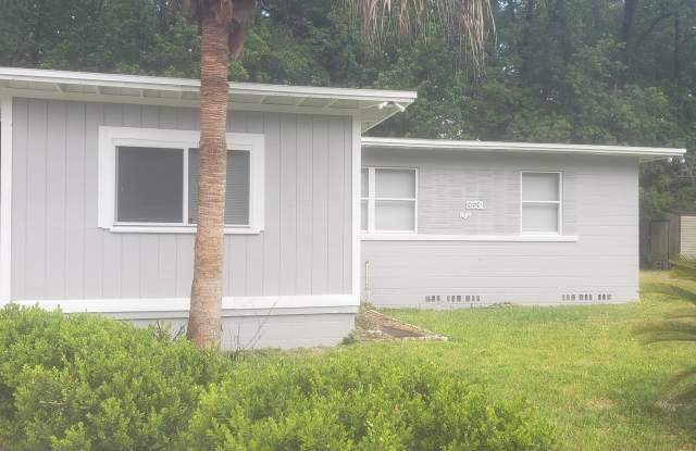 5531 AGRA Court Gallery 2