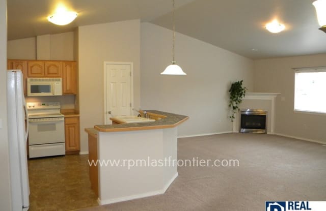 6829 Brittany Rock Way Unit: 5 - 6829 Brittany Rock Way, Anchorage, AK 99504