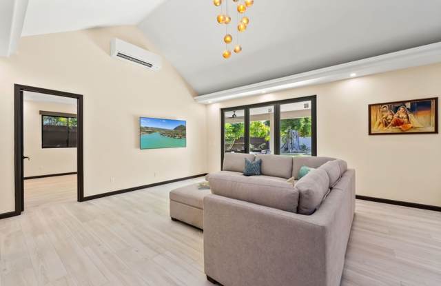 Kahala Zen: Spacious Modern Oasis w/ Studio, Garden & Lush Garden Gallery 4