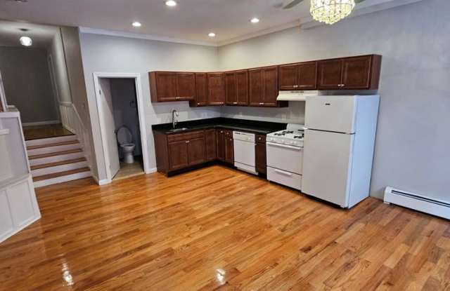 NEW 3 BED LISTING IN THE NORTH END!!! - 153 Salem Street, Boston, MA 02113
