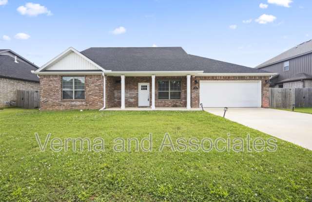 240 Vicks Cir - 240 Vicks Circle, Centerton, AR 72719